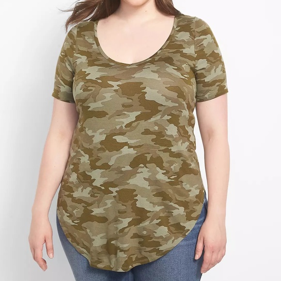 Fitted Short-Sleeve V-Neck Tunic Tee - Picture 1 of 4